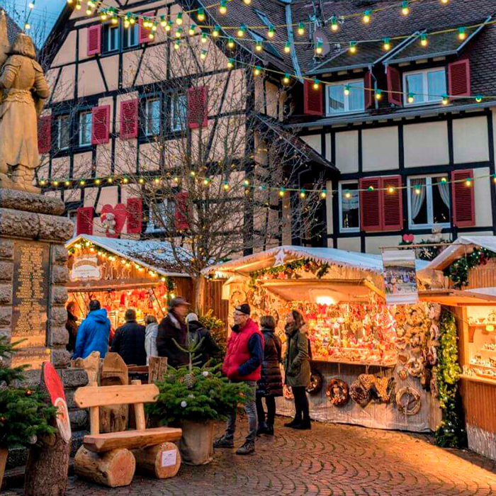 Vive La Tradición En El Mercado De Navidad De Estrasburgo Con Whatatour ...