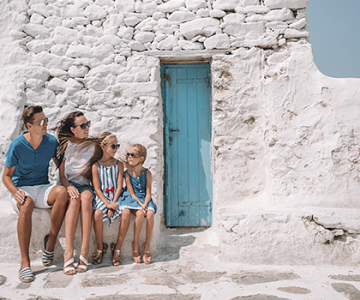 playas-de-las-islas-griegas-familia-descansando