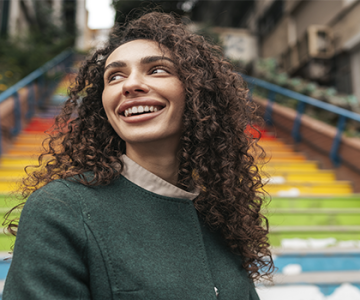 que-ver-en-estambul-mujer-viajando