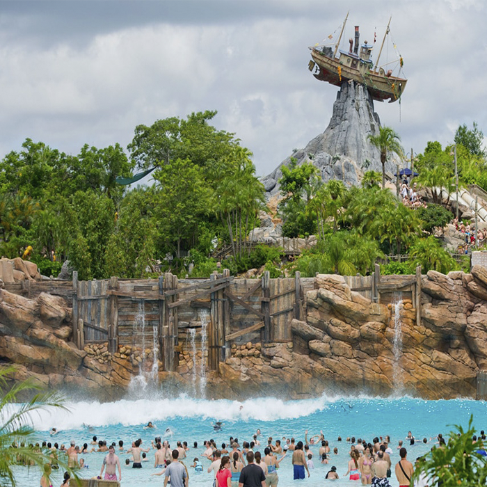 parques-de-disney-en-california-Typhoon-Lagoon
