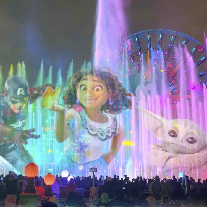 disney-california-adventure-espectaculo-nocturno-world-of-color-proyeccion-de-peliculas